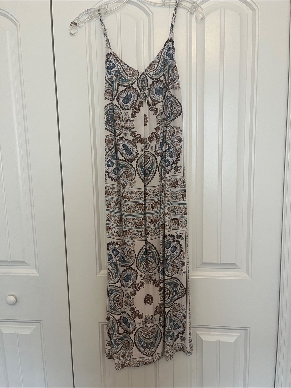 Splendid Cream Paisley Midi Dress with Blue and Brown Accents